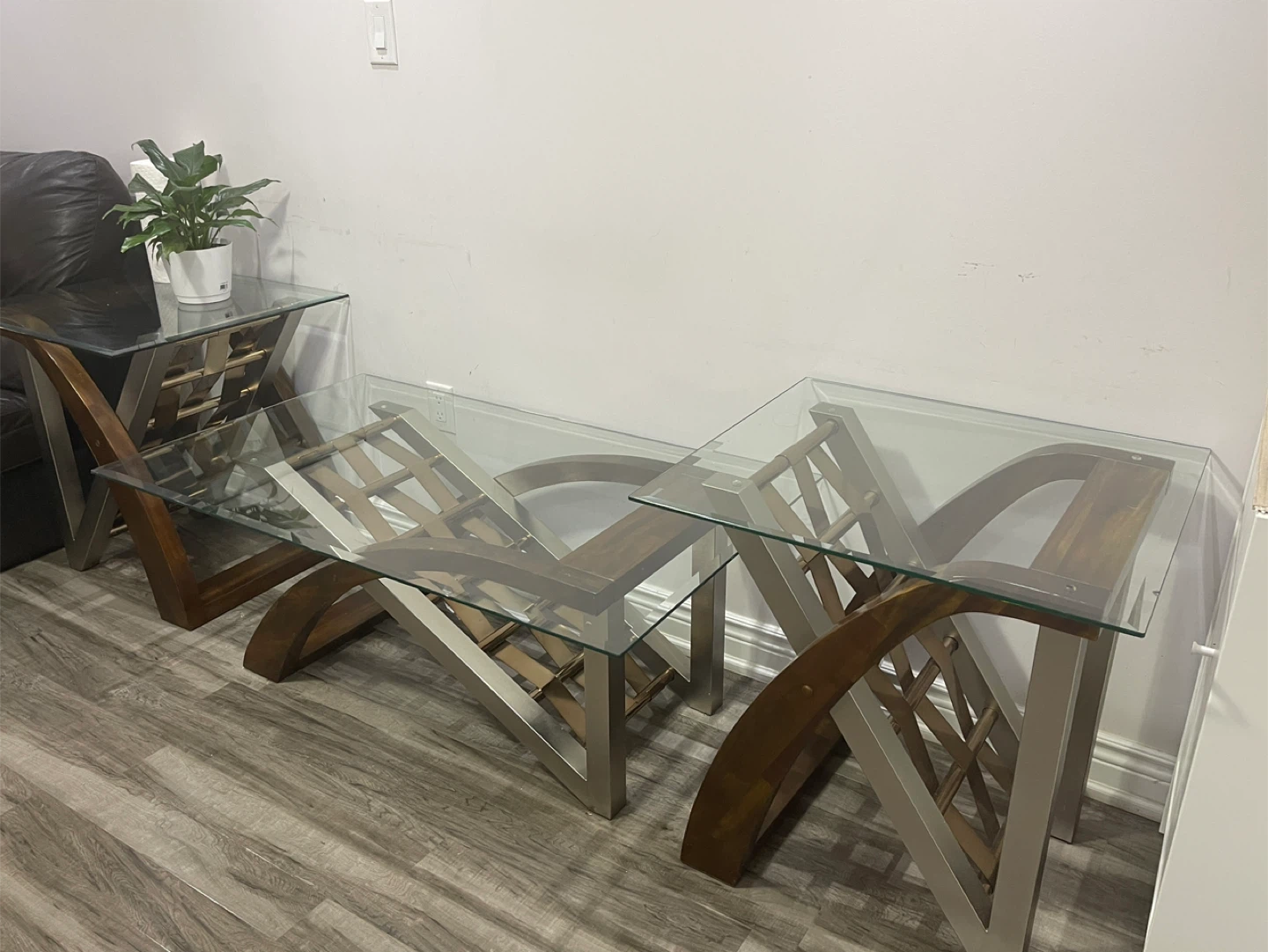Glass Top Coffee Table + 2 side tables - photo 2