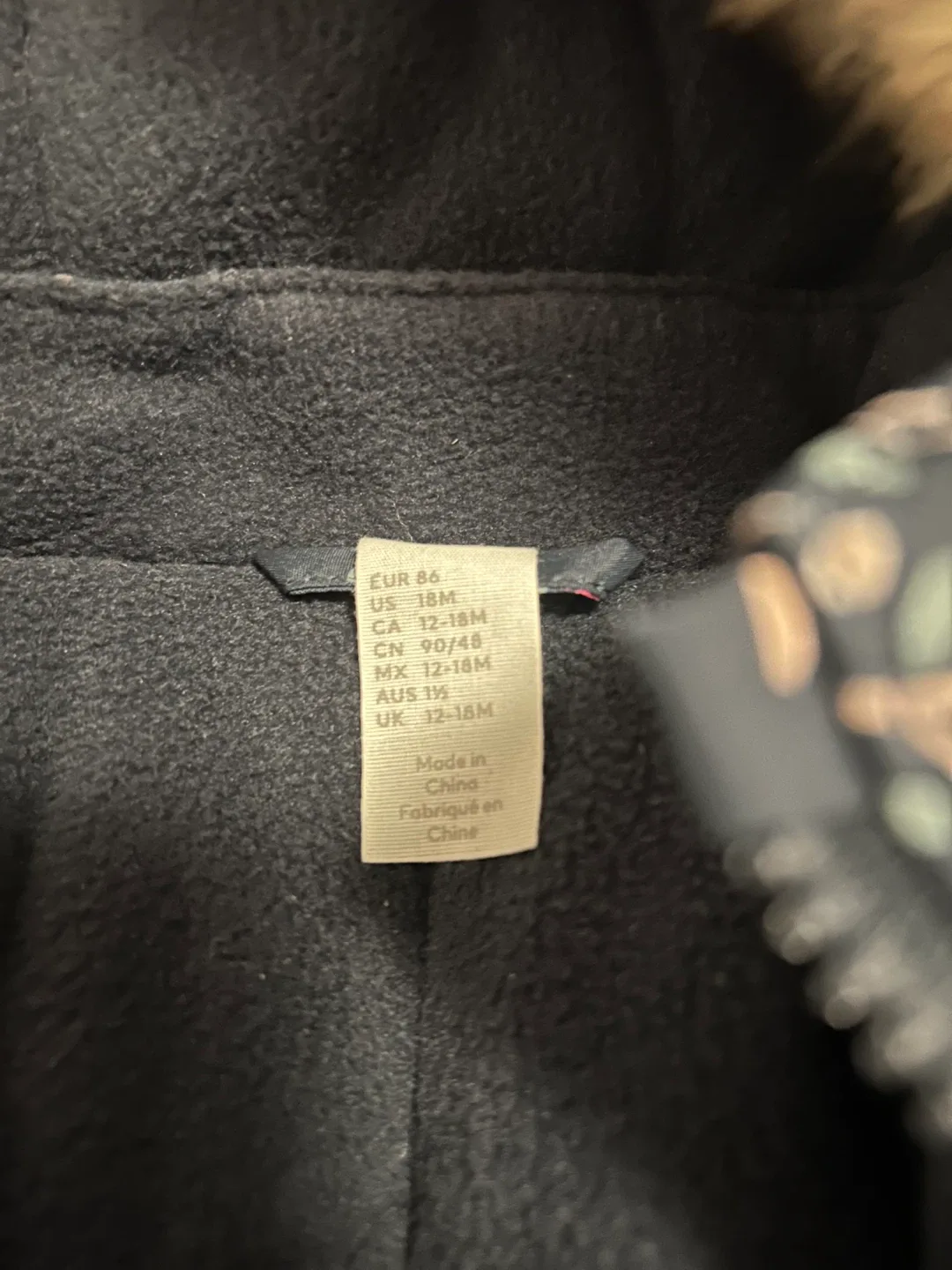 H&M 12-18M Snowsuit image indicator(2)