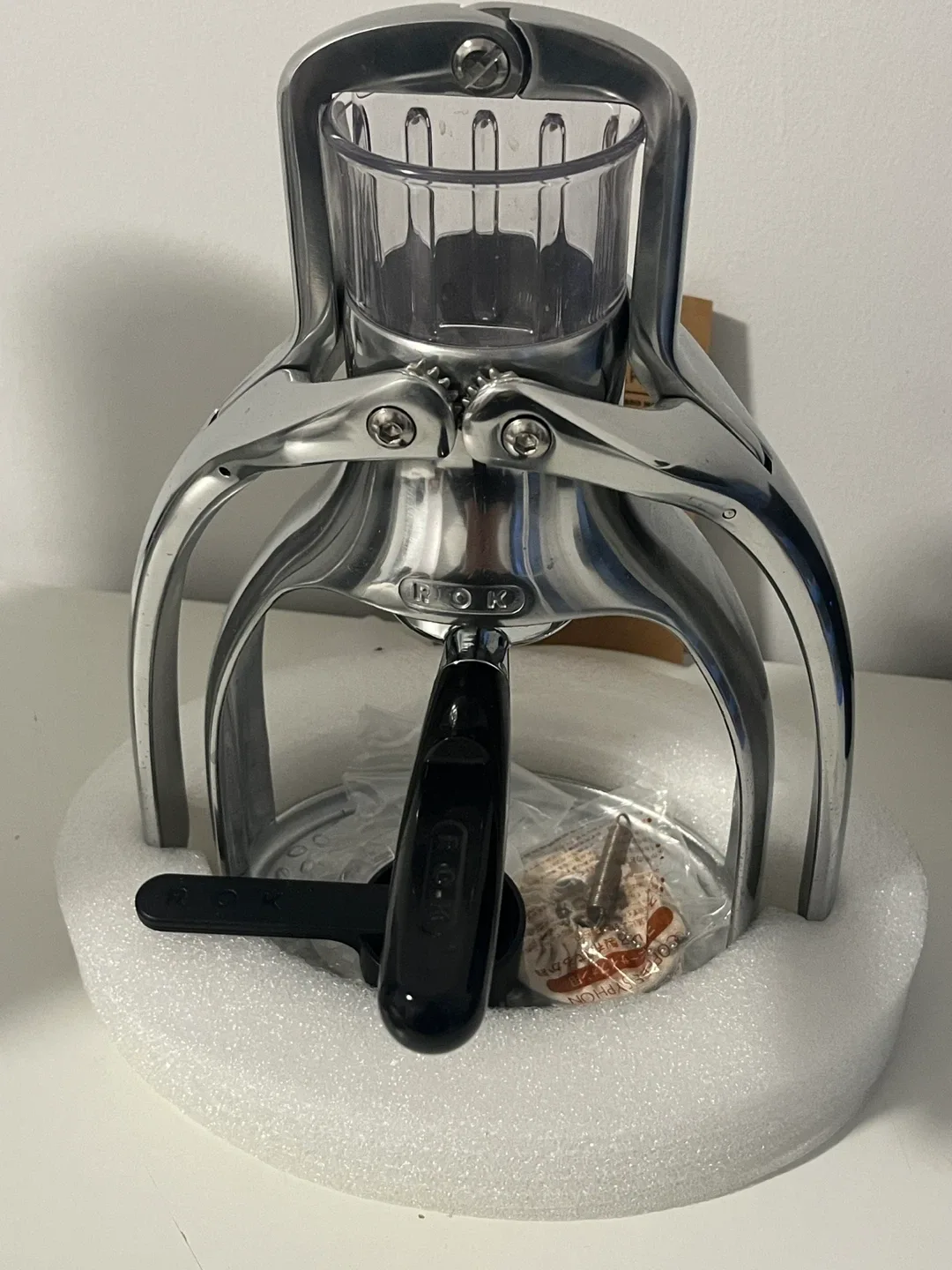 ROK Hand Press Espresso Maker for coffee lovers image indicator(2)