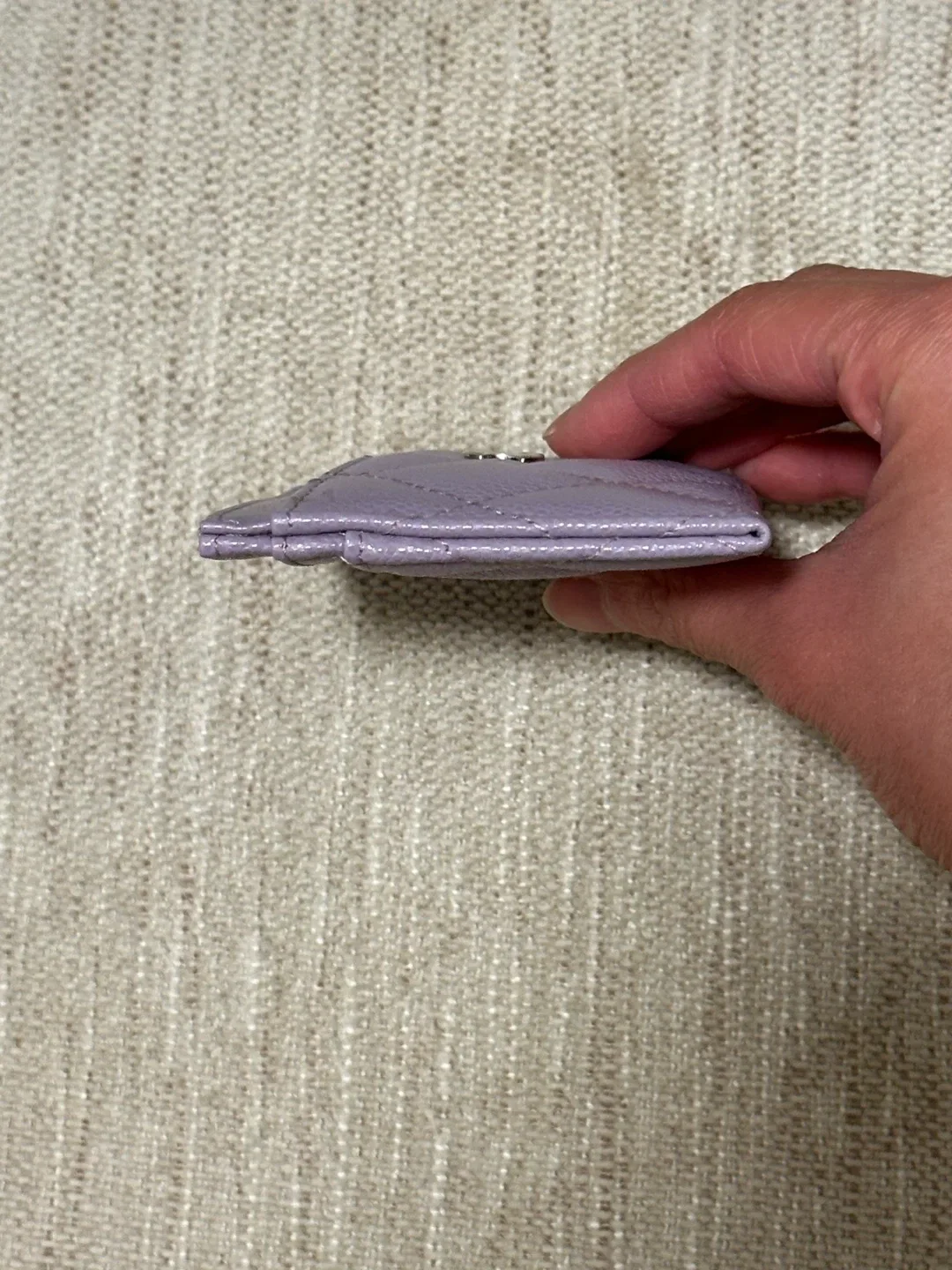 🦄🪻 Selling brand new Chanel light purple caviar card holder 🪻🦄 image indicator(6)