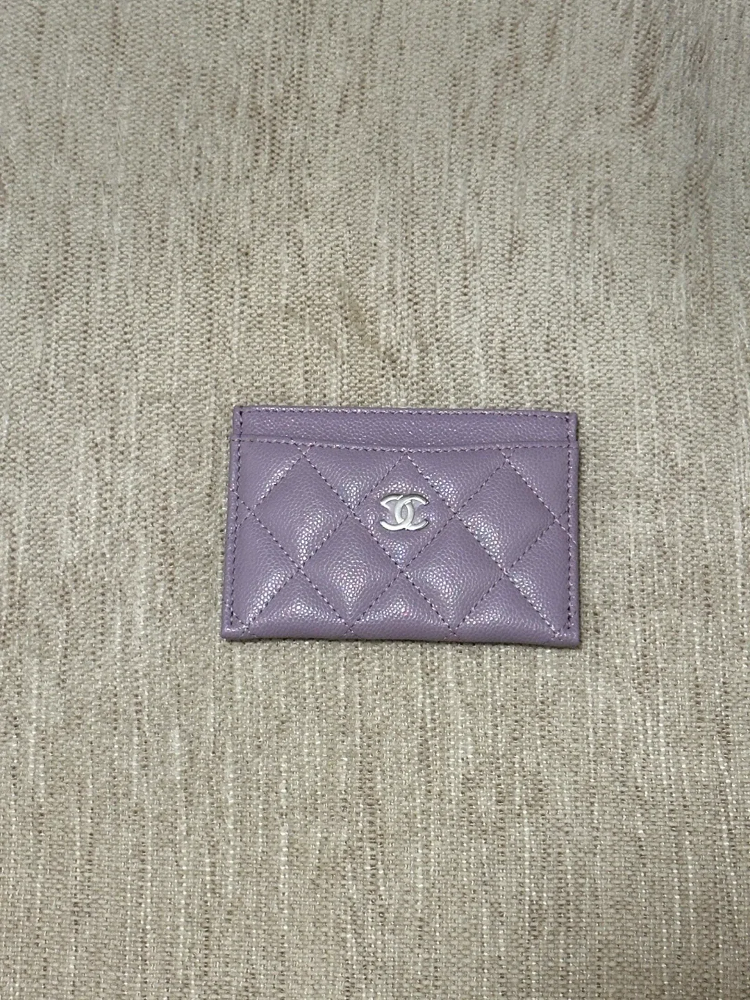 🦄🪻 Selling brand new Chanel light purple caviar card holder 🪻🦄