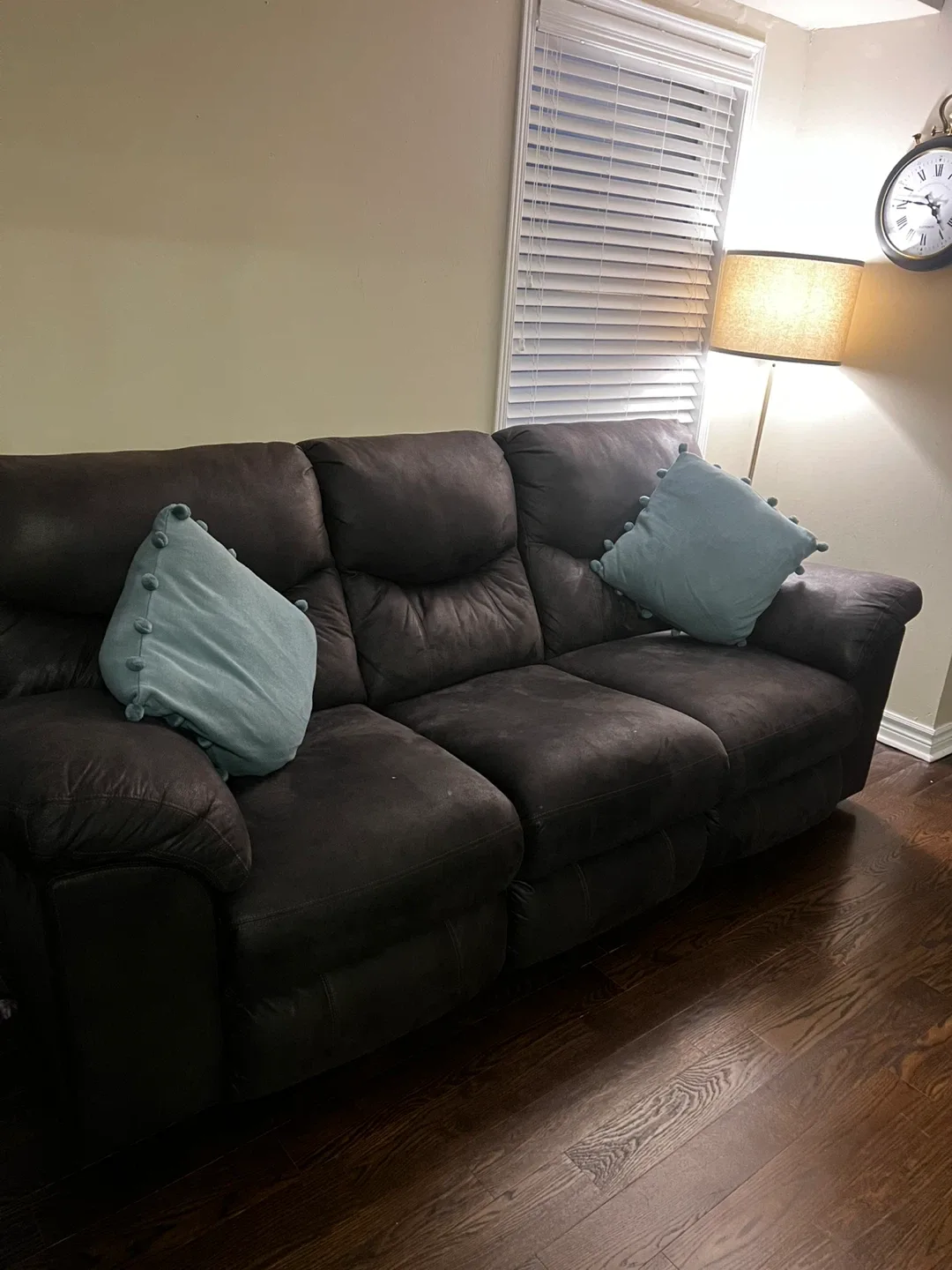 Brown Reclining Sectional Sofa image indicator(5)