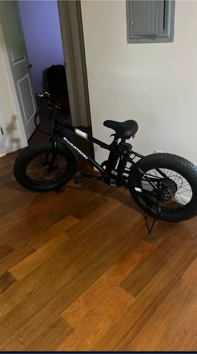 Swagtron EB6 Electric Fat Tire Bike image indicator(4)