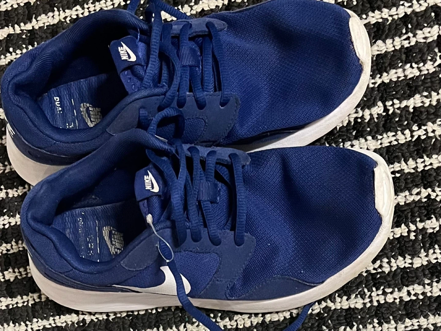 Nike - women shoe -size 8.5