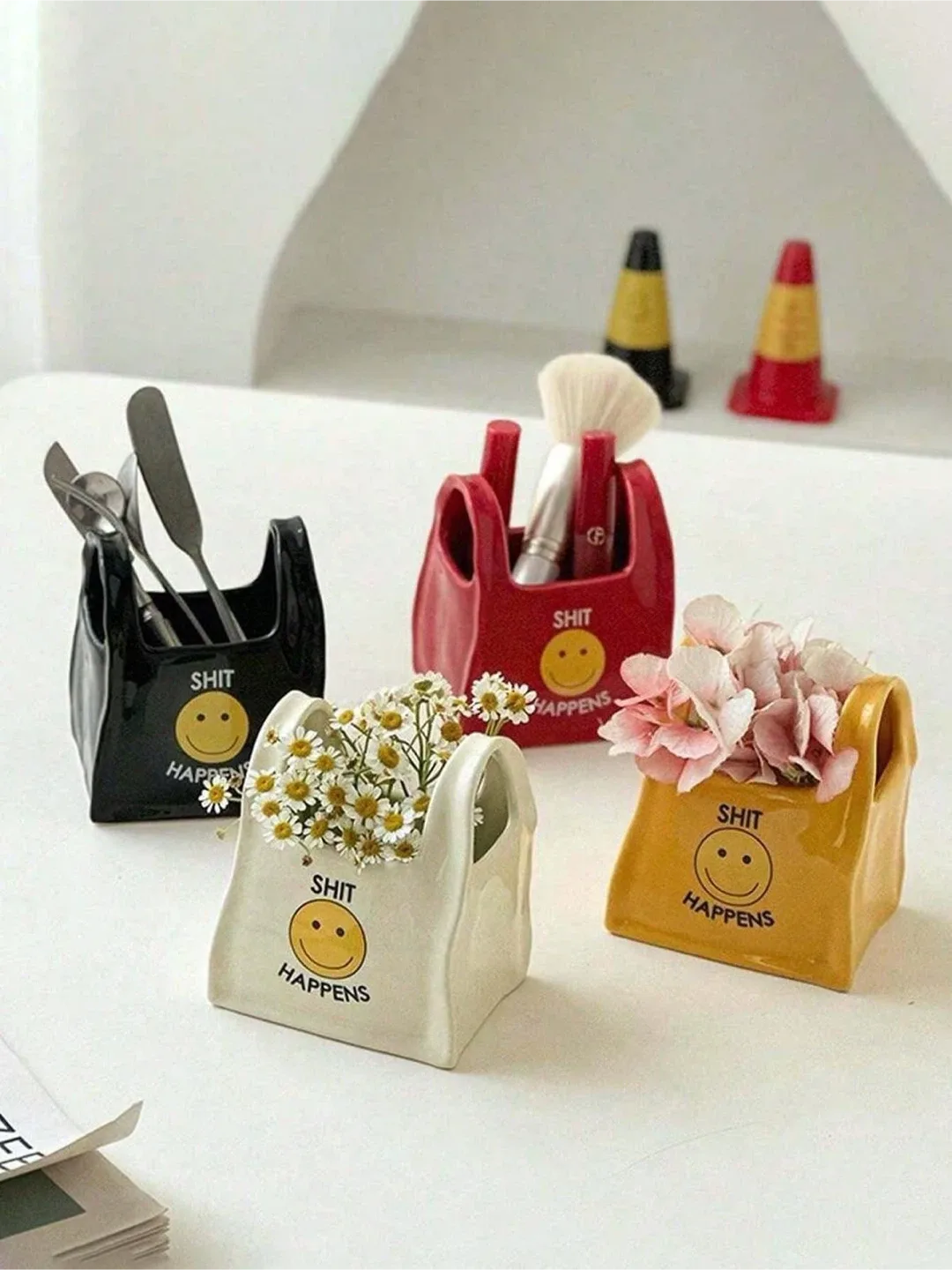 Wall Hanging Ceramic Vase image indicator(5)