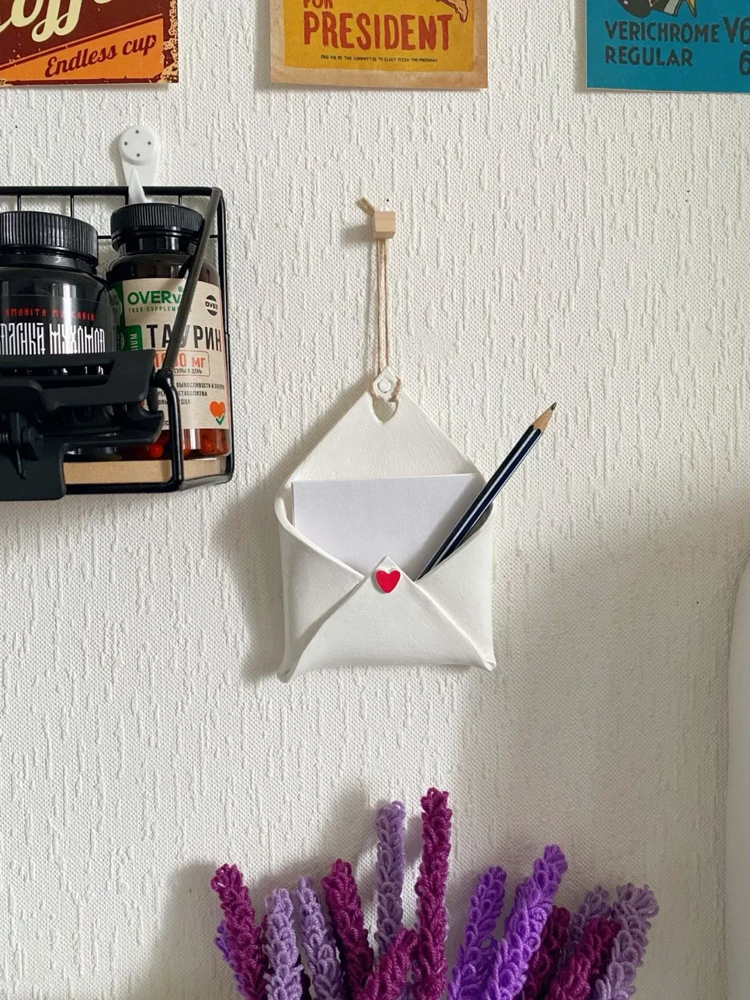 Wall Hanging Ceramic Vase image indicator(3)