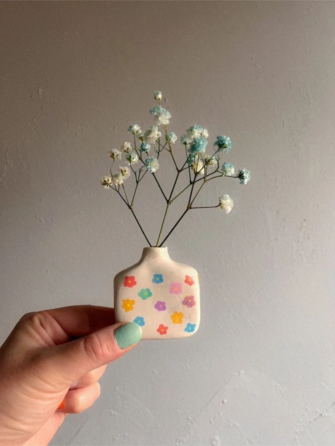 Wall Hanging Ceramic Vase image indicator(8)