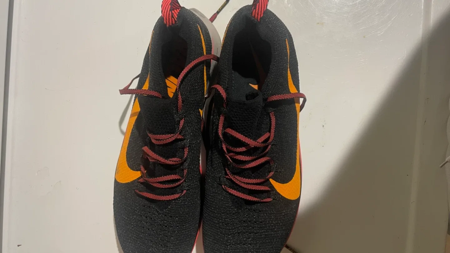 Nike Zoom Fly Running Shoes - Black/Orange, US 10 image indicator(3)