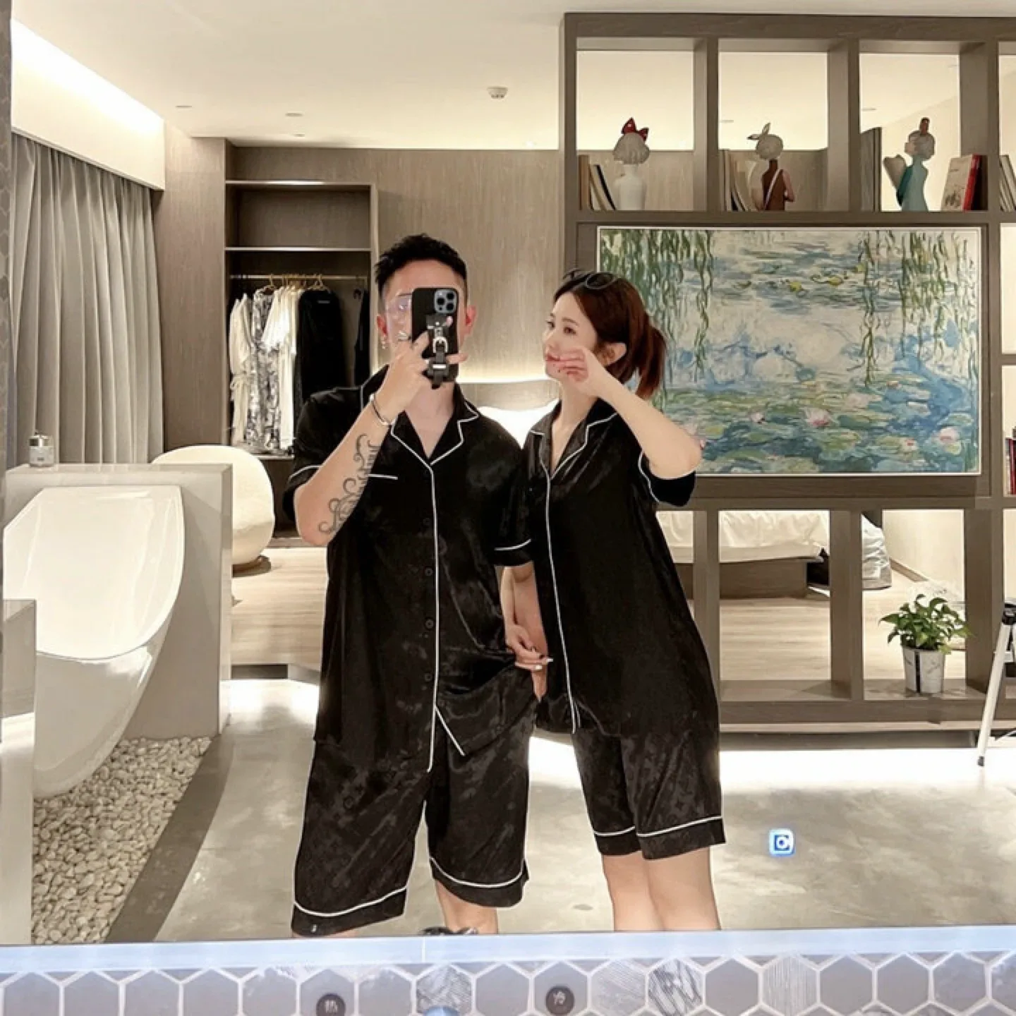 Louis Vuitton Black Pajama Set image indicator(3)