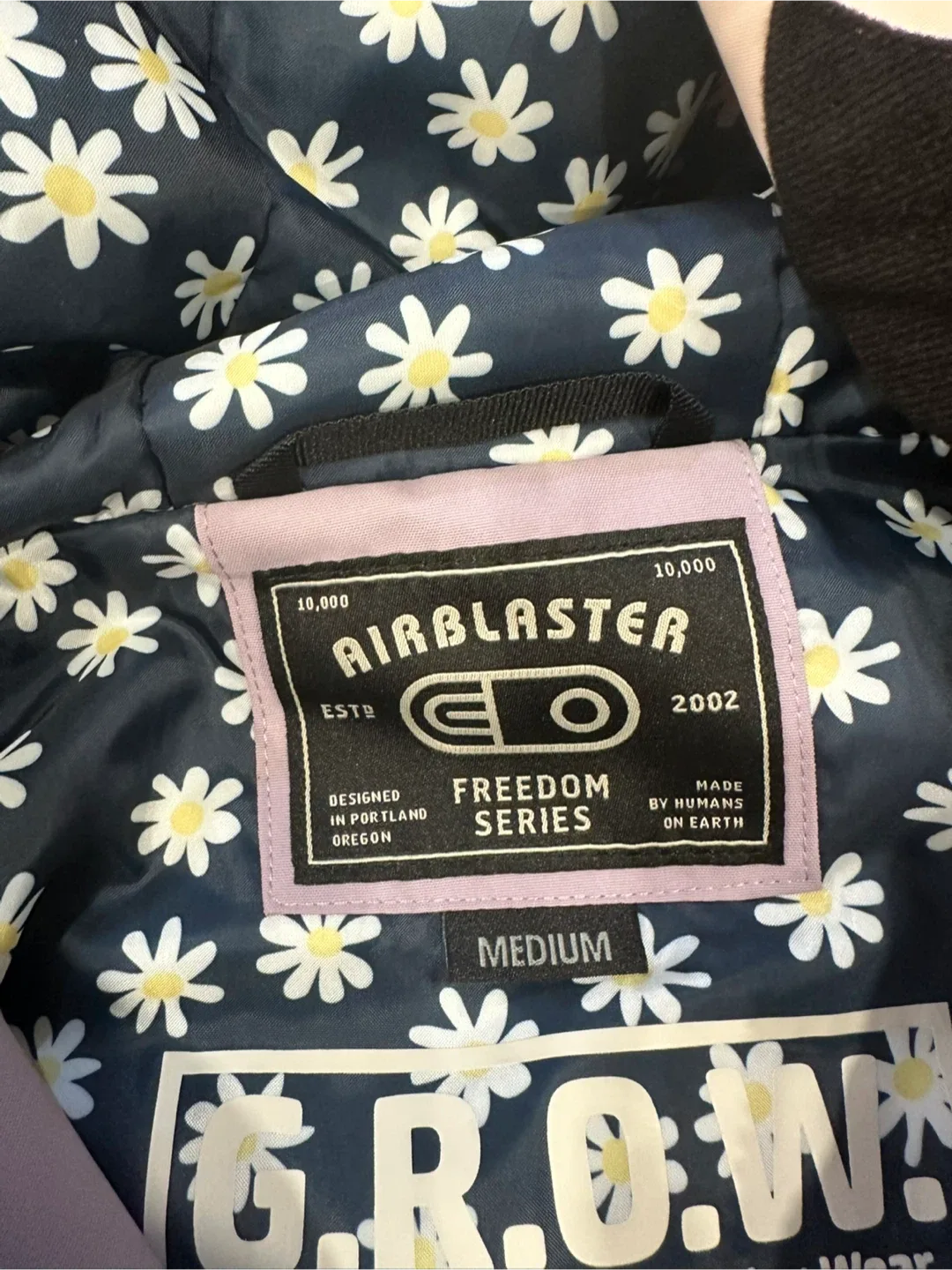 New Burton G Elite Snow Pants & Airblaster Youth ski jacket image indicator(5)