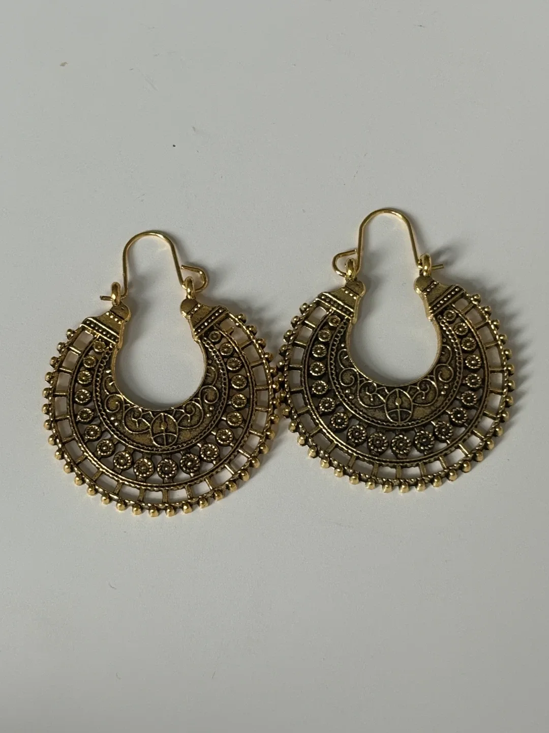 Beautiful Golden Hoop Earrings!