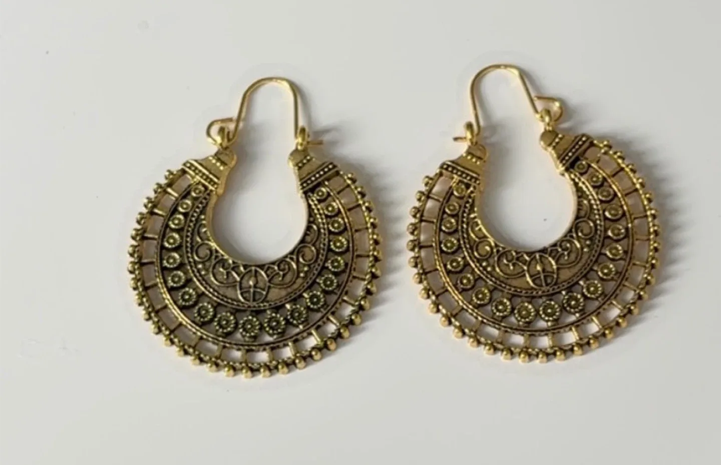 Beautiful Golden Hoop Earrings! image indicator(3)