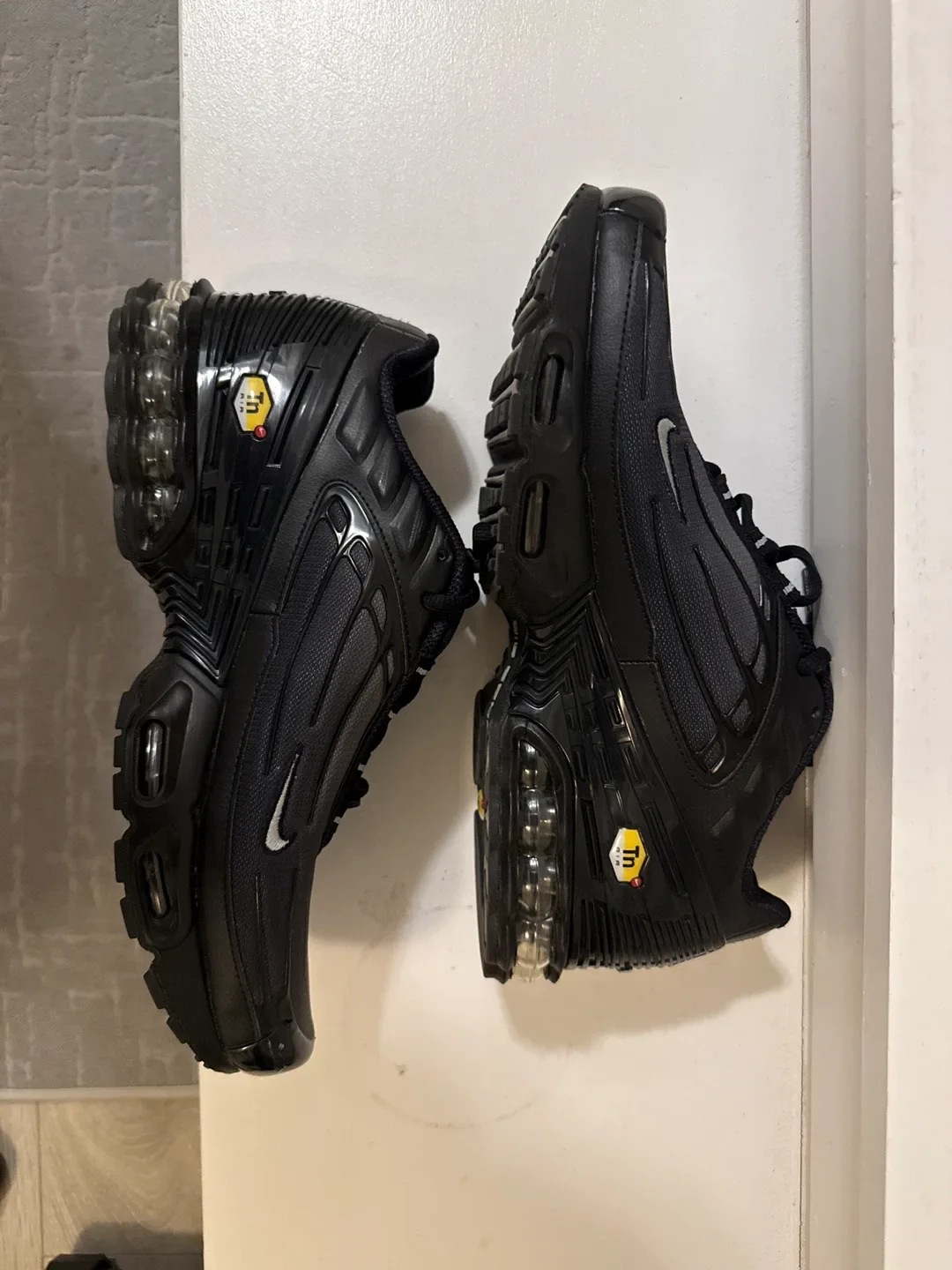 Nike Air Max Plus TN Black, Size 10.5 thumbnail