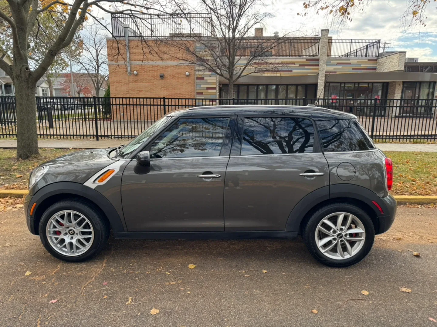 2011 MINI COOPER COUNTRYMAN image indicator(4)