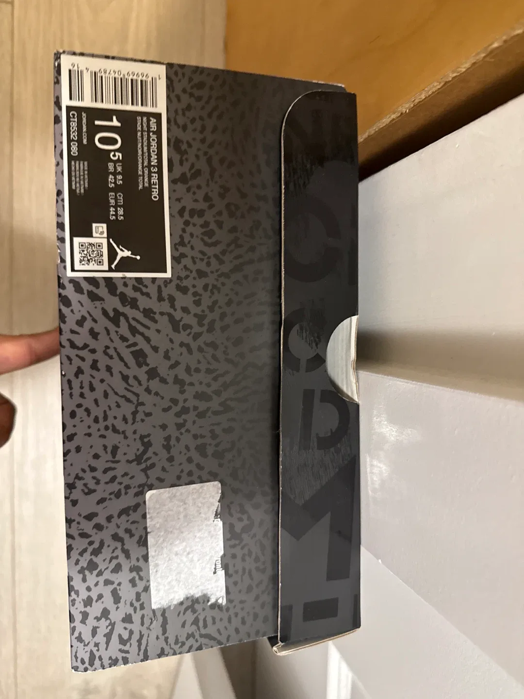 Air Jordan 3 Retro 'Fear Pack' Size 10.5 image indicator(5)