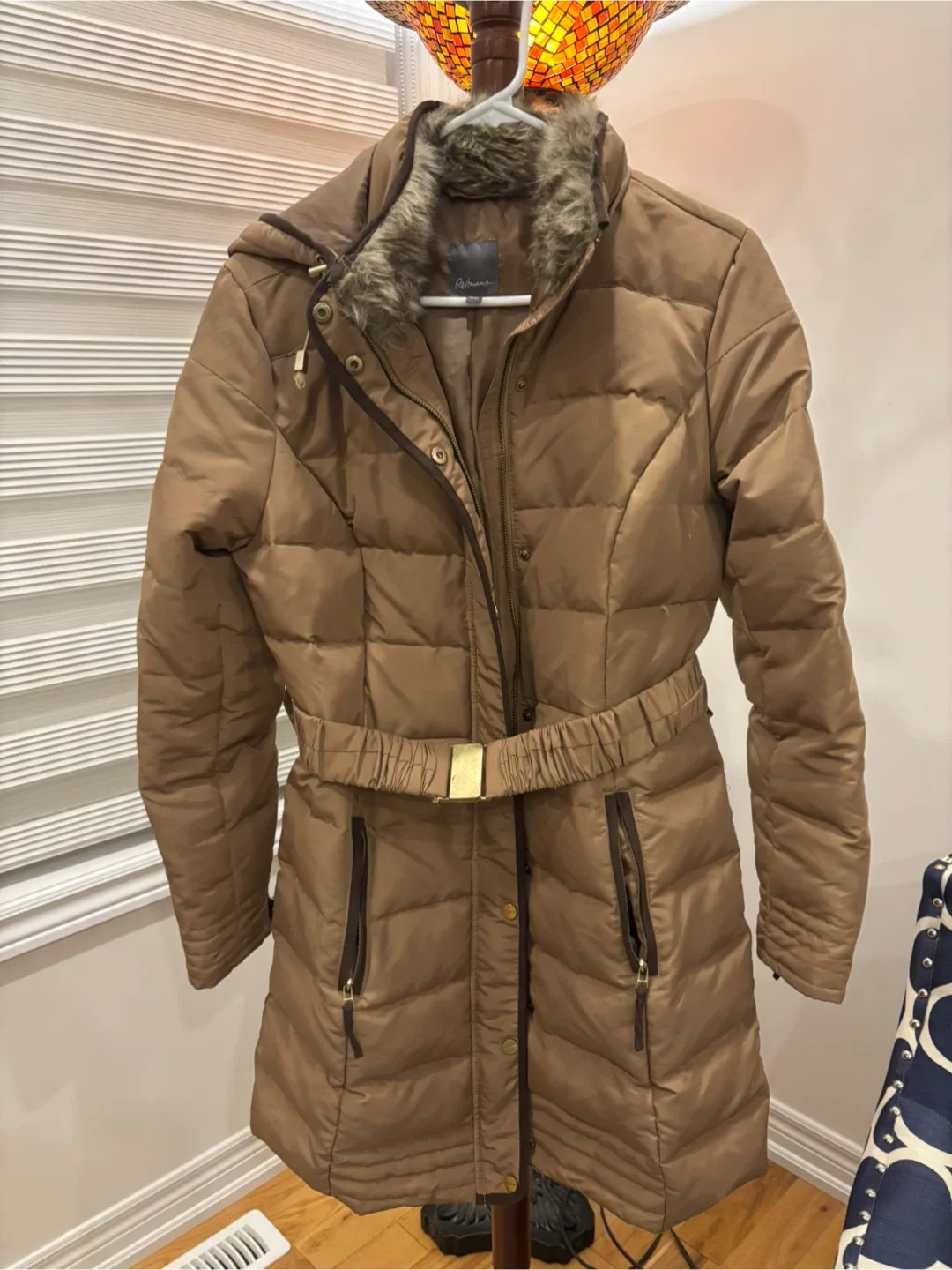 Reitmans Puffer Jacket - Size M image indicator(2)