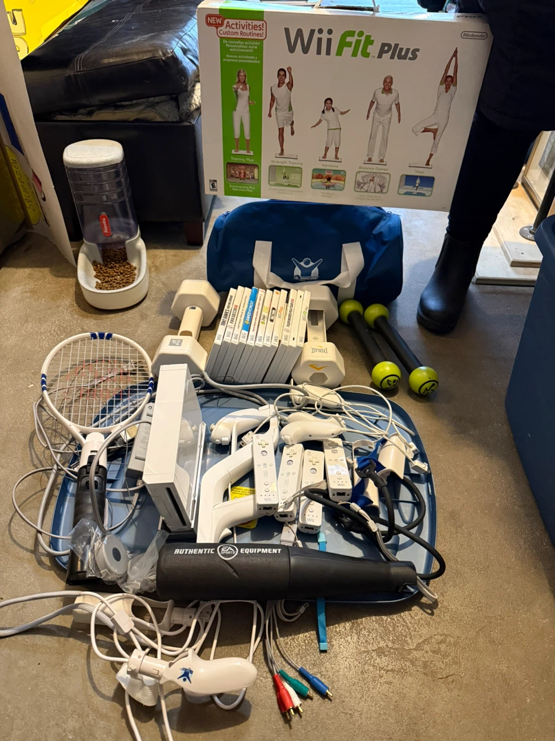Nintendo Wii Bundle with Wii Fit Plus