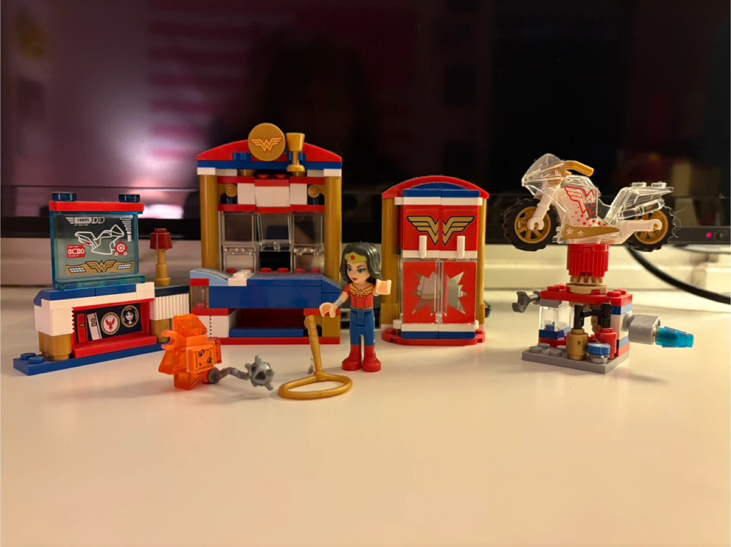✨✨LEGO DC Super Hero Girls Wonder Woman Dorm 41235