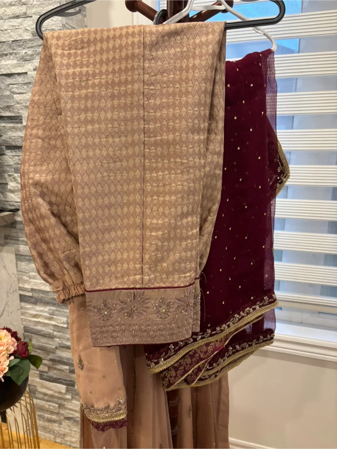 Pakistani Formal Wedding Dress image indicator(8)