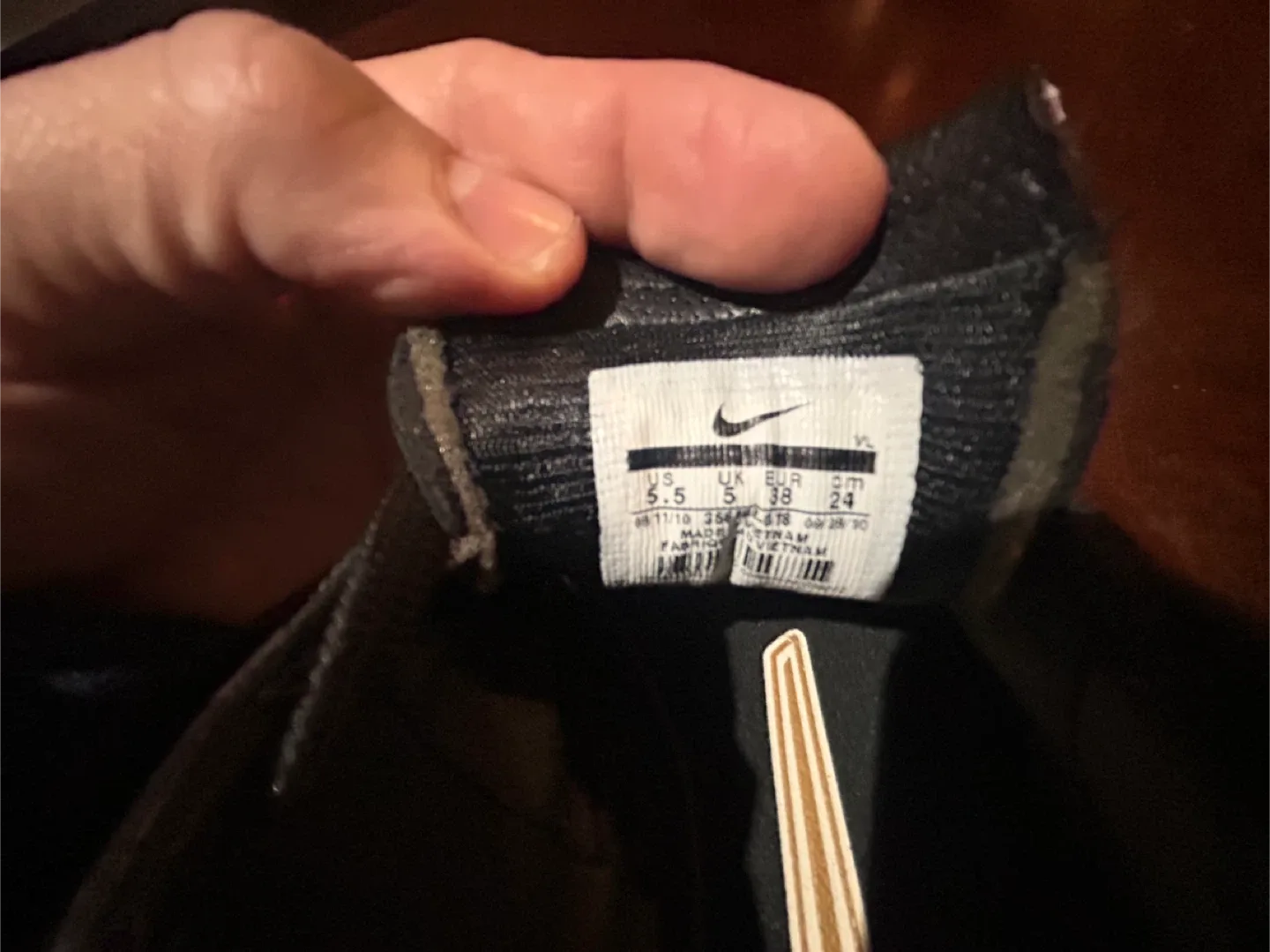 Nike Tiempo Turf Shoes - Size 5.5 image indicator(4)