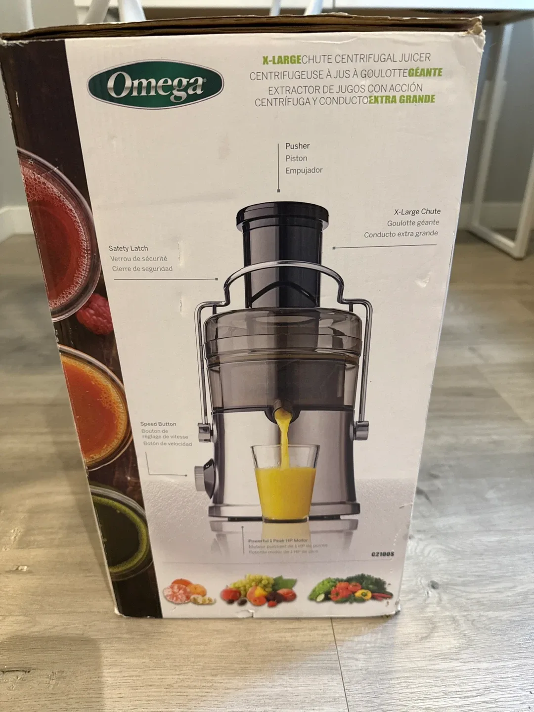 Omega C2100S X-Large Chute Centrifugal Juicer image indicator(2)