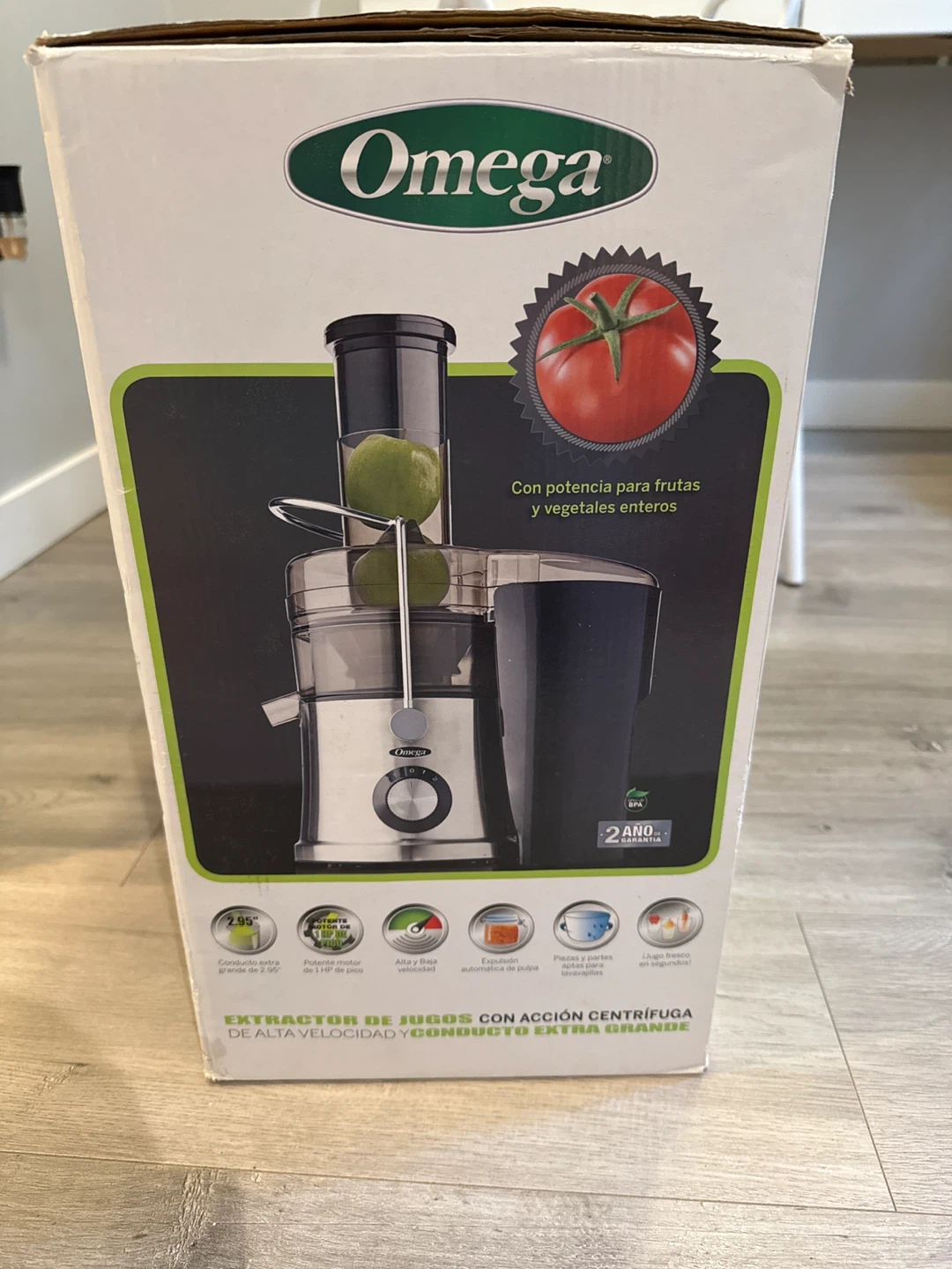 Omega C2100S X-Large Chute Centrifugal Juicer - photo 3