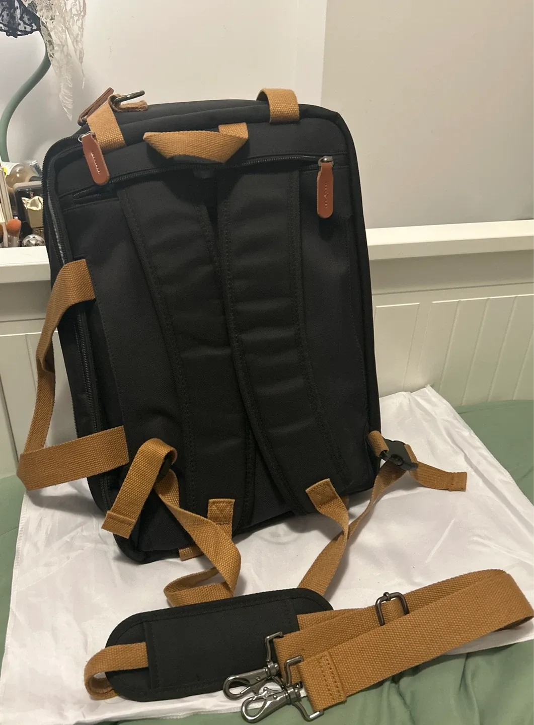 NOVAGO Convertible Briefcase Backpack image indicator(4)