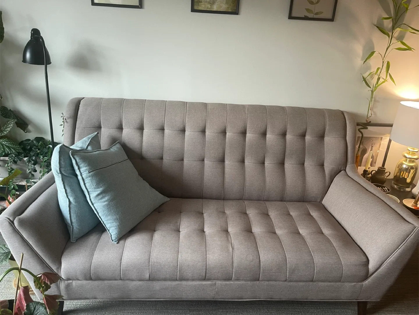 Beige Tufted Sofa image indicator(2)