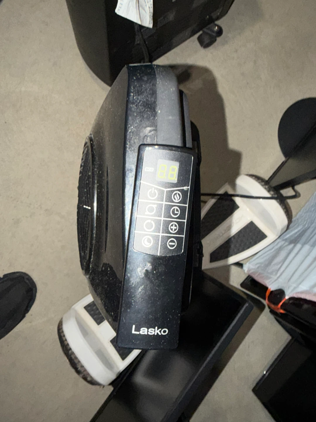 Lasko CC23645 Movable Air Heater - photo 2