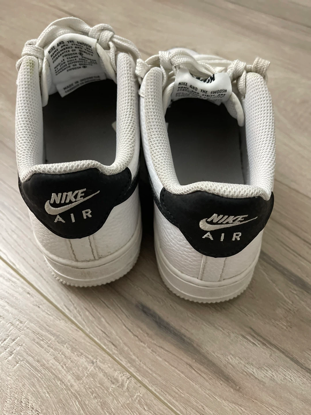 Nike Air Force 1 White/Black, Size US 5Y - photo 2