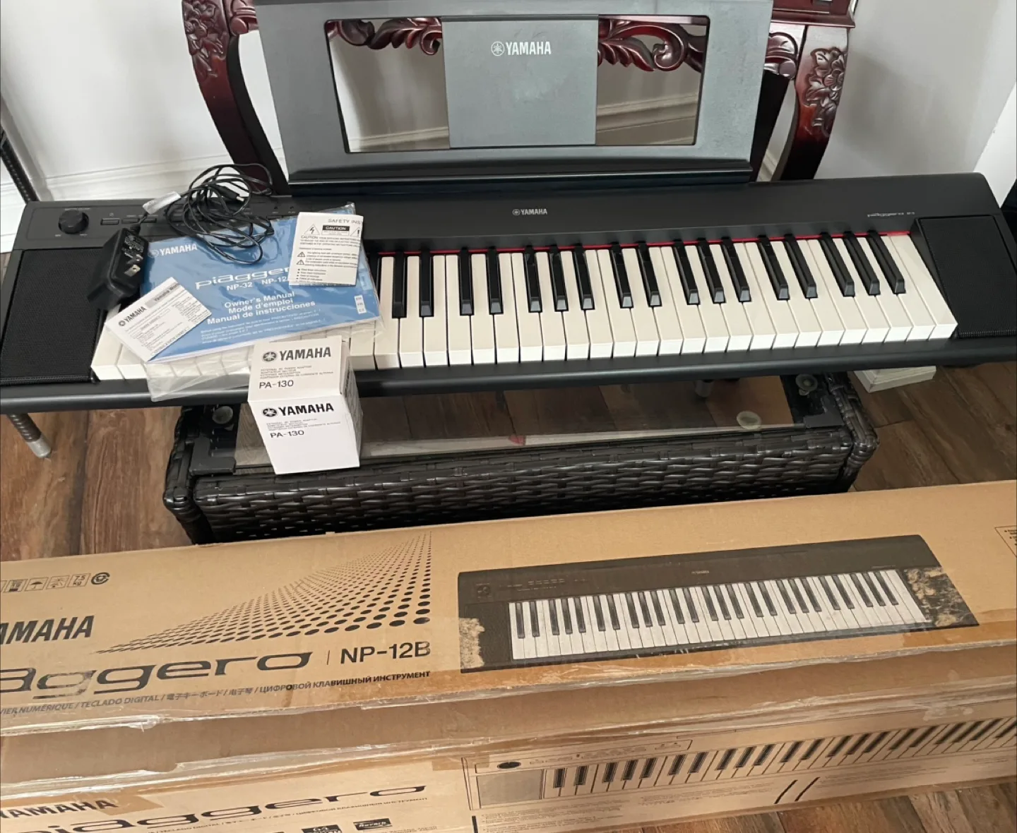 YAMAHA Piaggero NP - 12B Digital Keyboard image indicator(2)