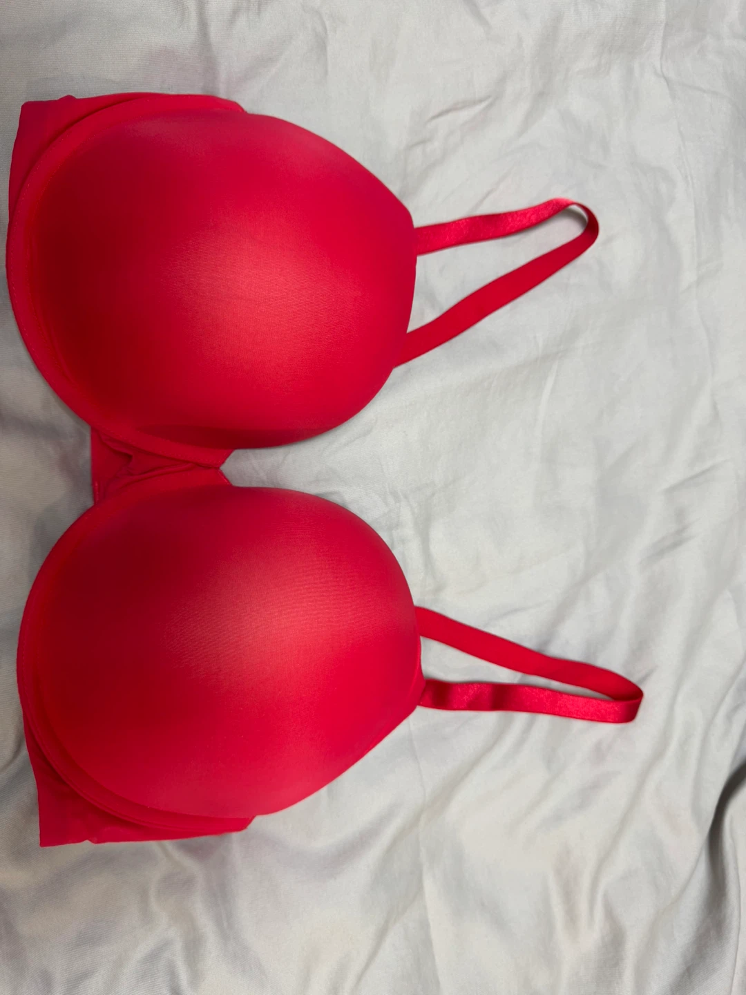 Victoria's Secret Red Bra 38DDD/F85