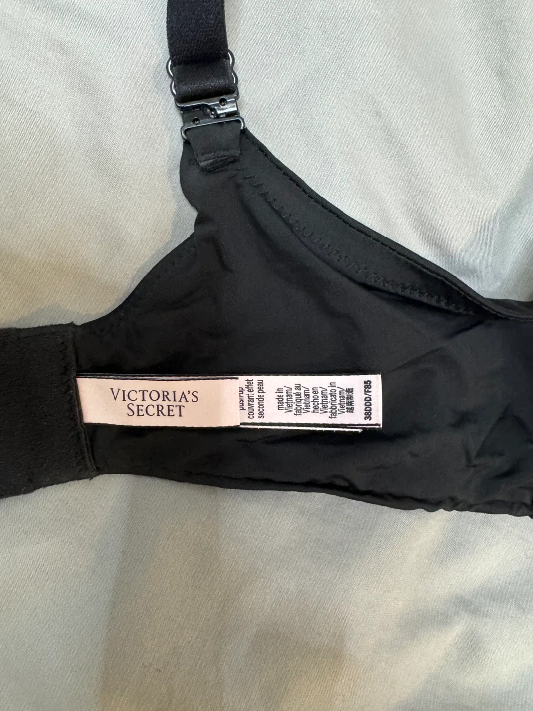 Victoria's Secret Black Bra 38DDD/FRS image indicator(2)