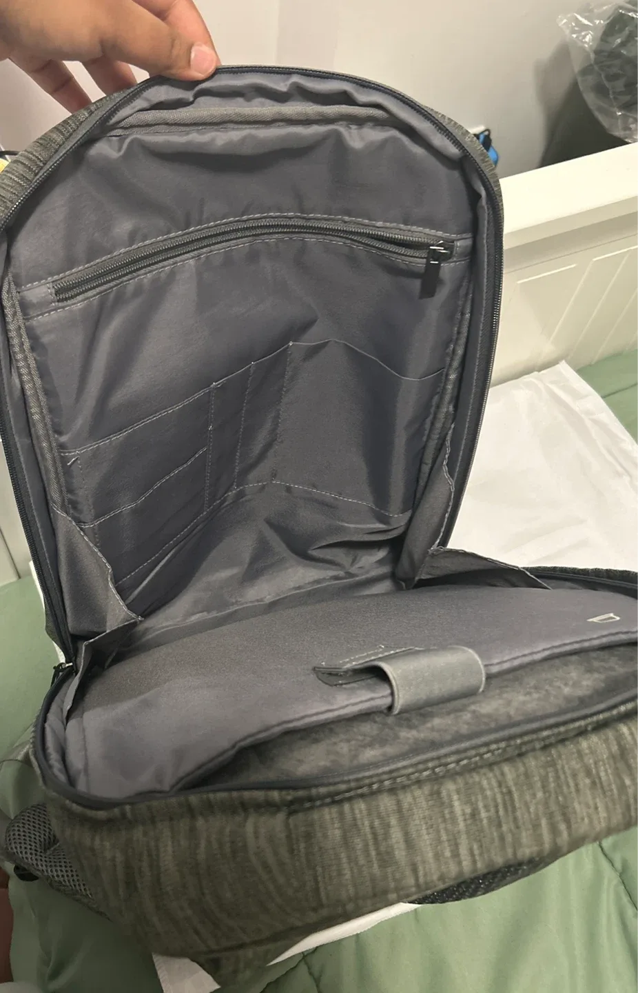 Gray Backpack image indicator(3)