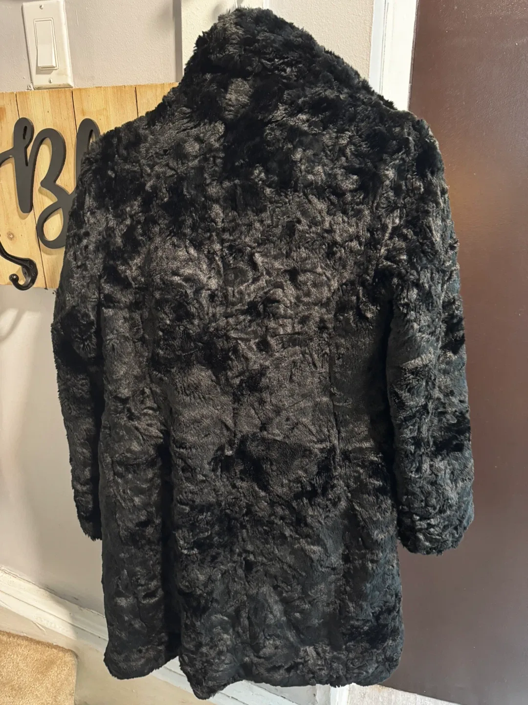 Le Chateau Black Faux Fur Coat - Size XXS