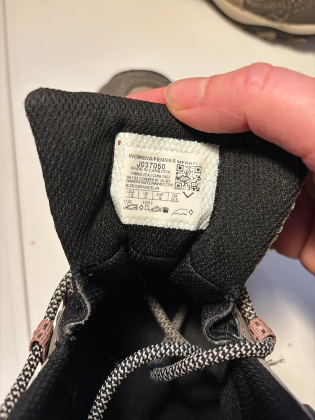 Merrell Alverstone 2 Women's Hiking Boots - Size 7.5 image indicator(4)