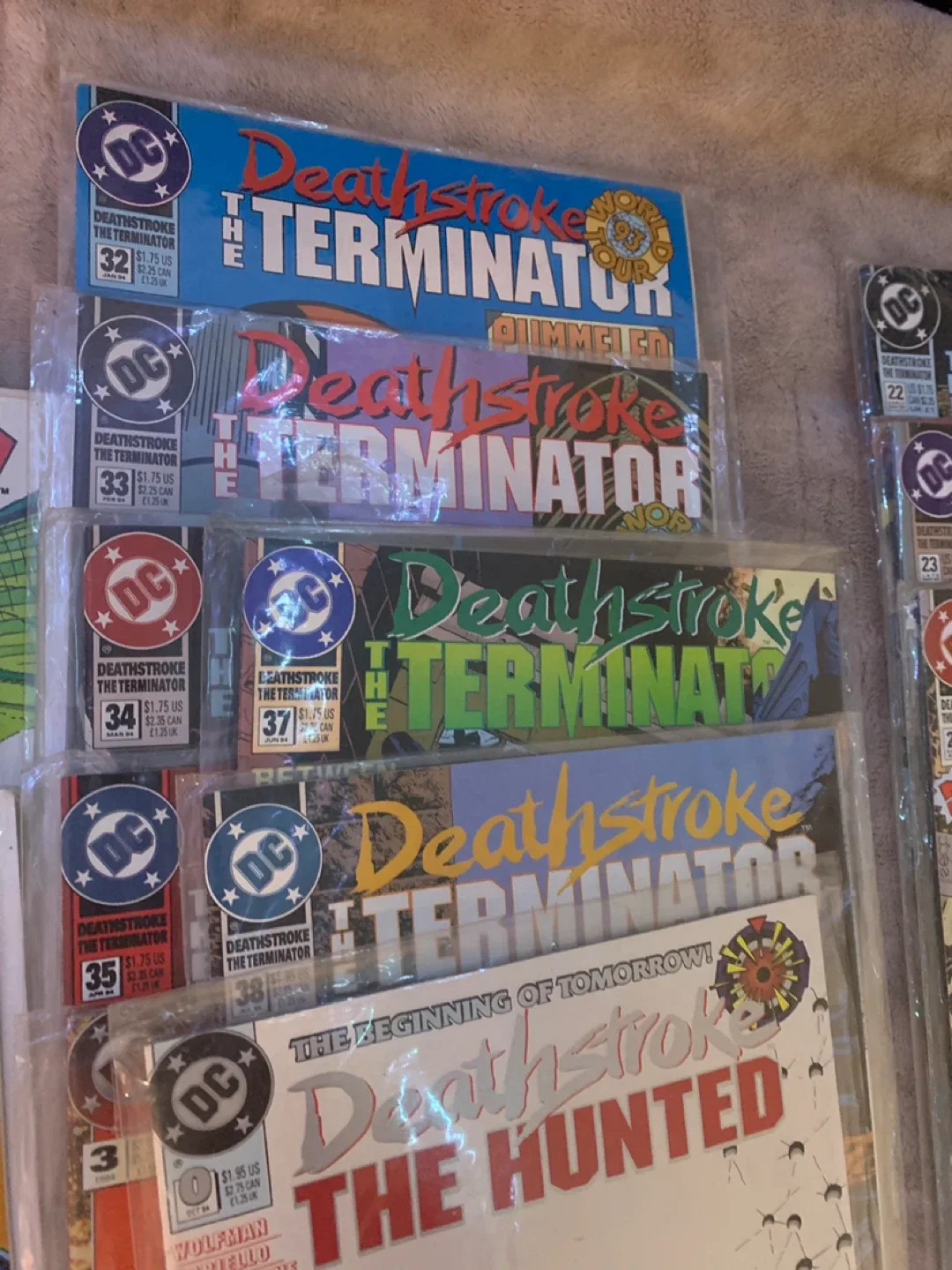 Marvel & DC Comic Book Lot image indicator(2)