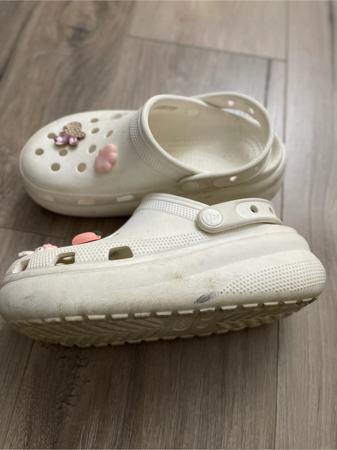 Crocs Classic Clog - Size J3 - photo 3