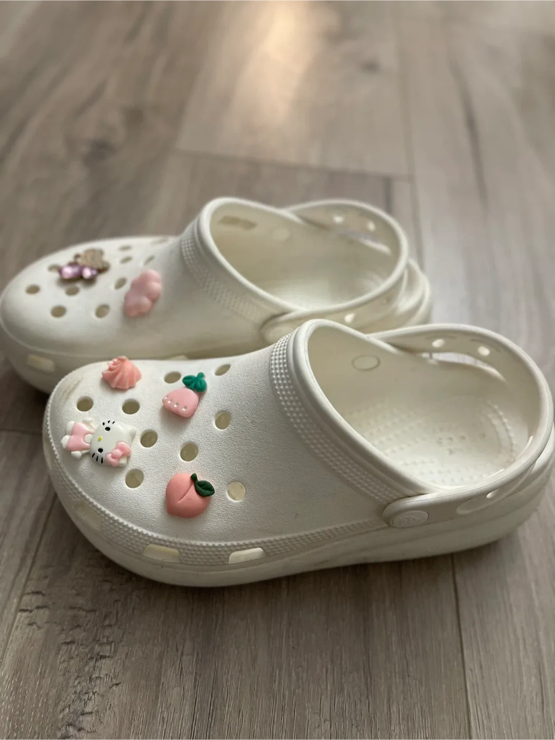 Crocs Classic Clog - Size J3 image indicator(2)