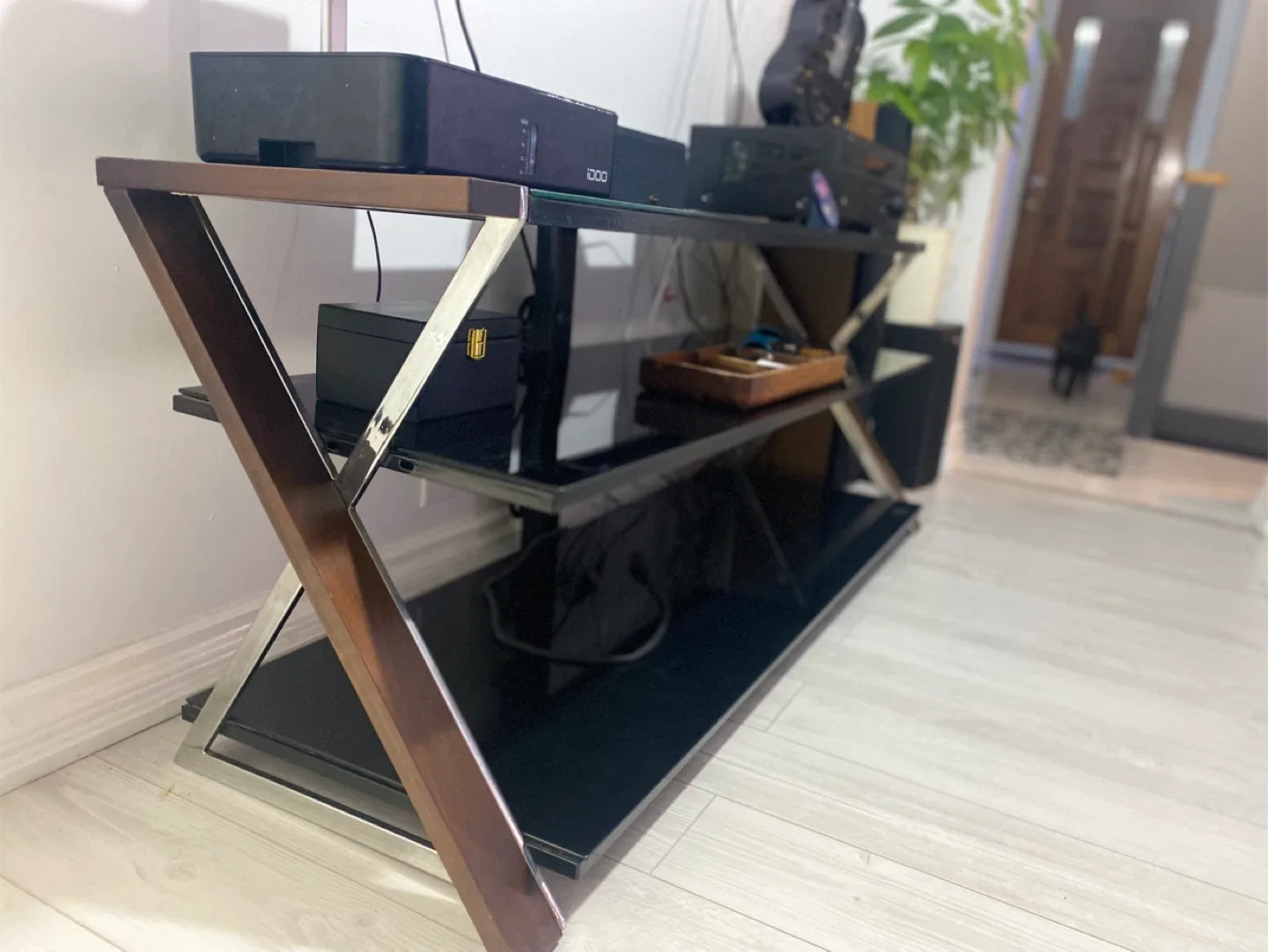 Black Glass TV Stand image indicator(2)