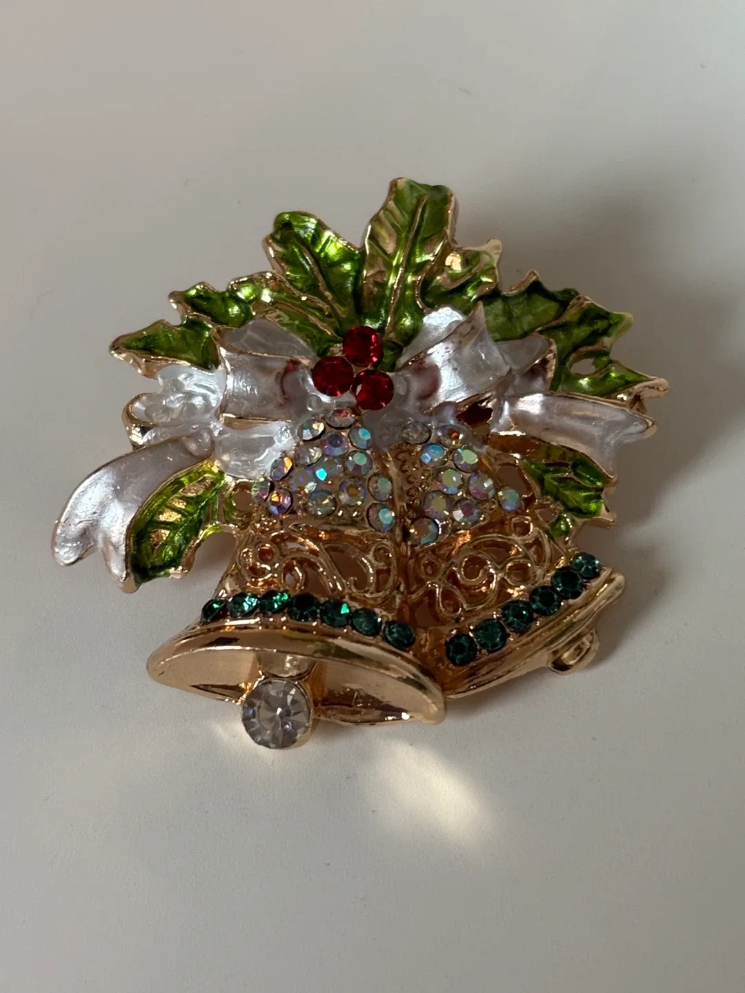 Beautiful Christmas Bell Brooch Pin! image indicator(2)