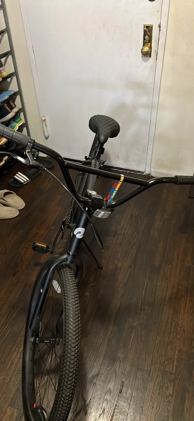 Retrospec sully matte black 29’ inch wheels. image indicator(3)