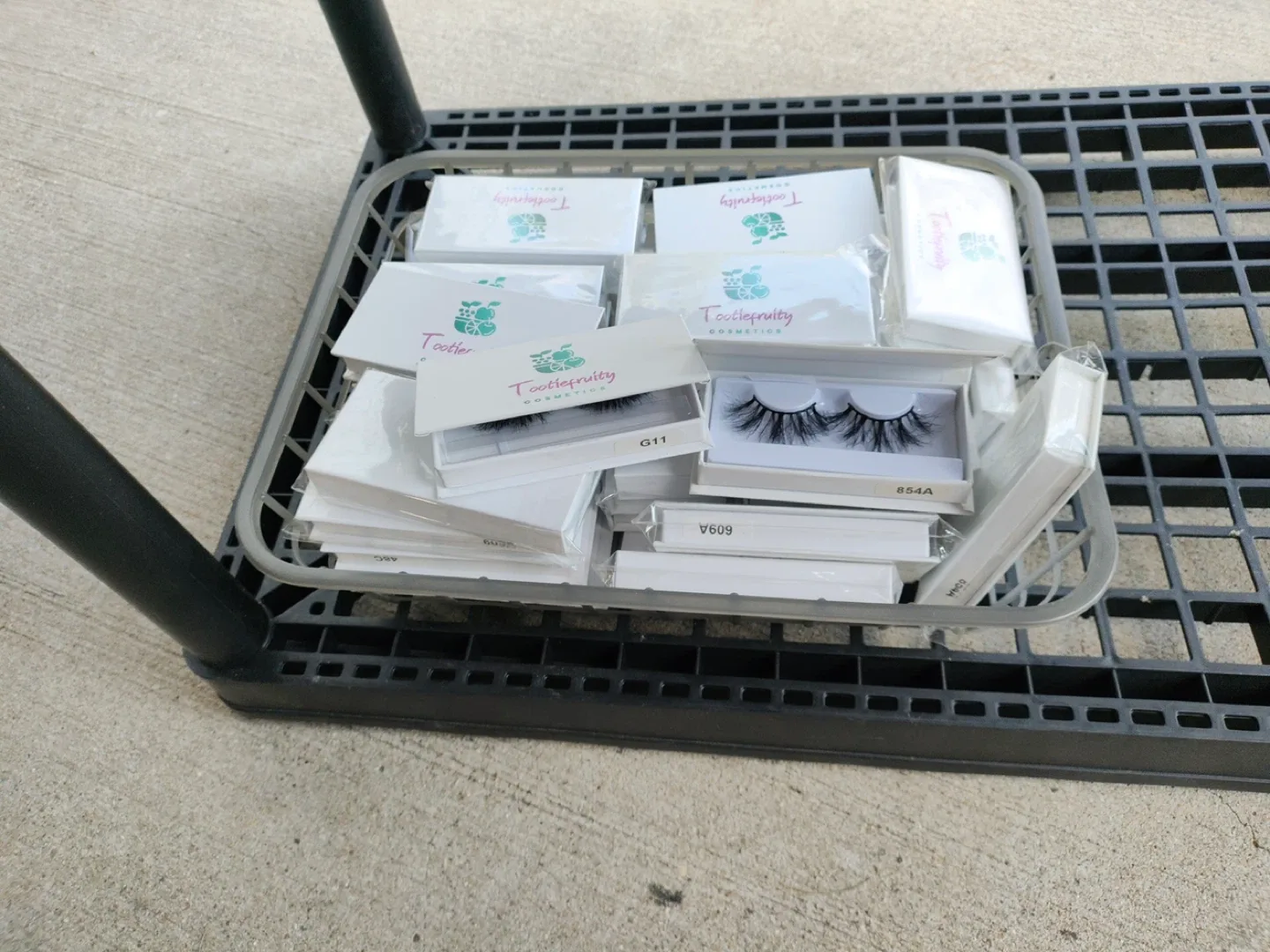 Toothfairy Cosmetics False Eyelashes - New image indicator(5)