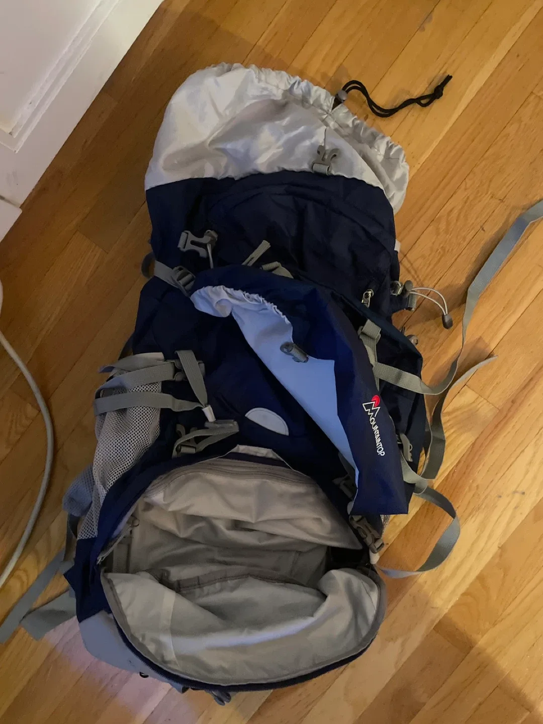 Mountaintop Adventure Backpack image indicator(3)