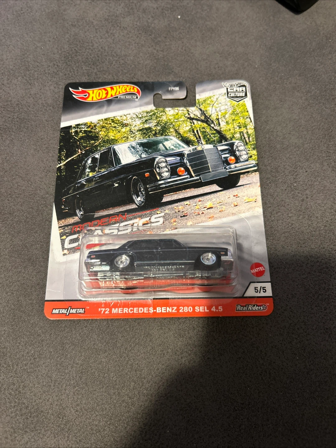 Hot Wheels Premium '72 Mercedes-Benz 280 SEL 4.5