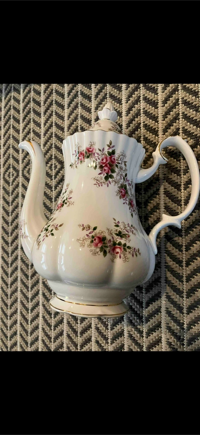 Royal Albert Lavender Rose Tea Set - photo 3