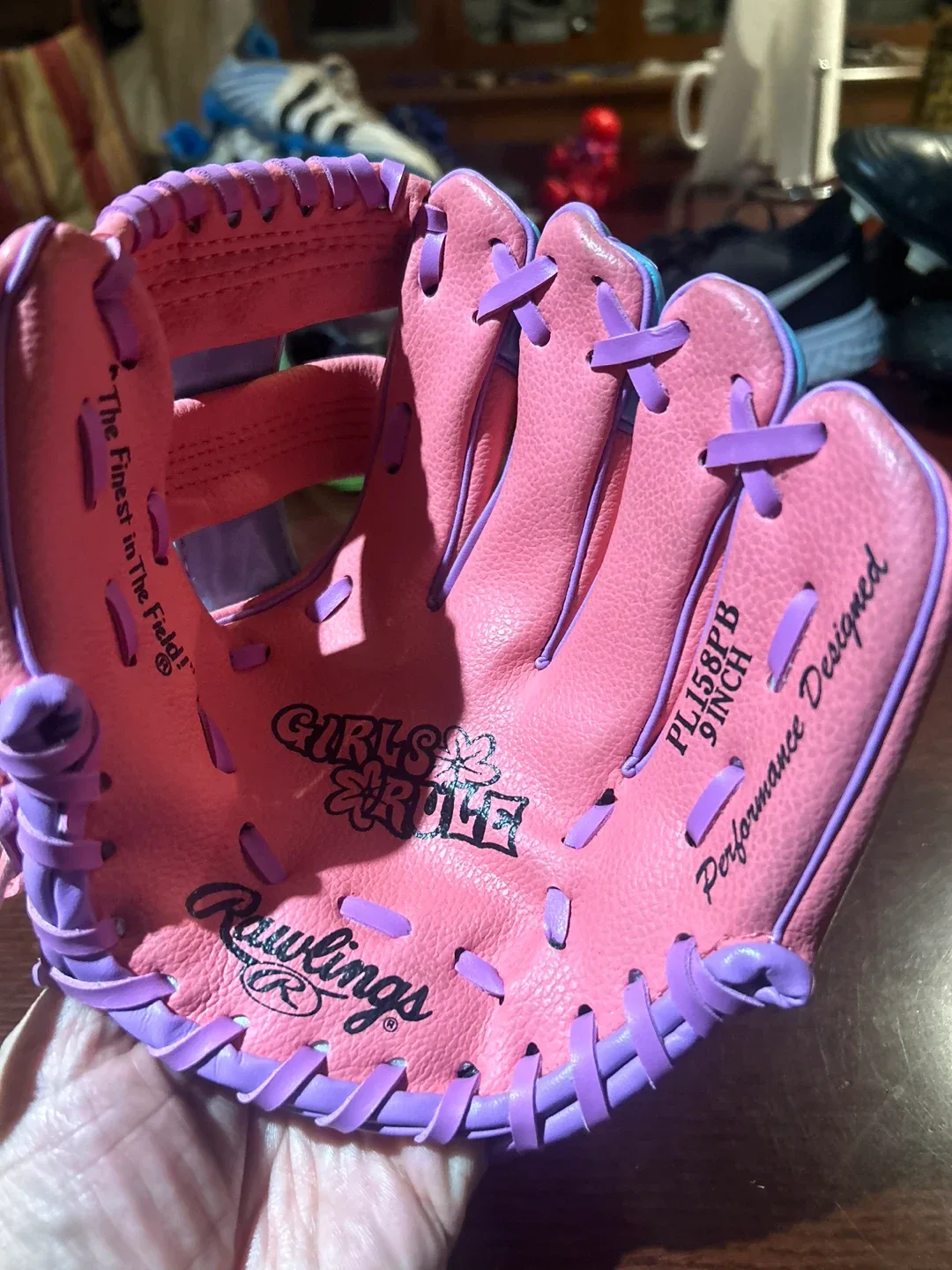 Used Girls 9" Rawlings Girl's Role PL158PB 9" Baseball Glove image indicator(2)
