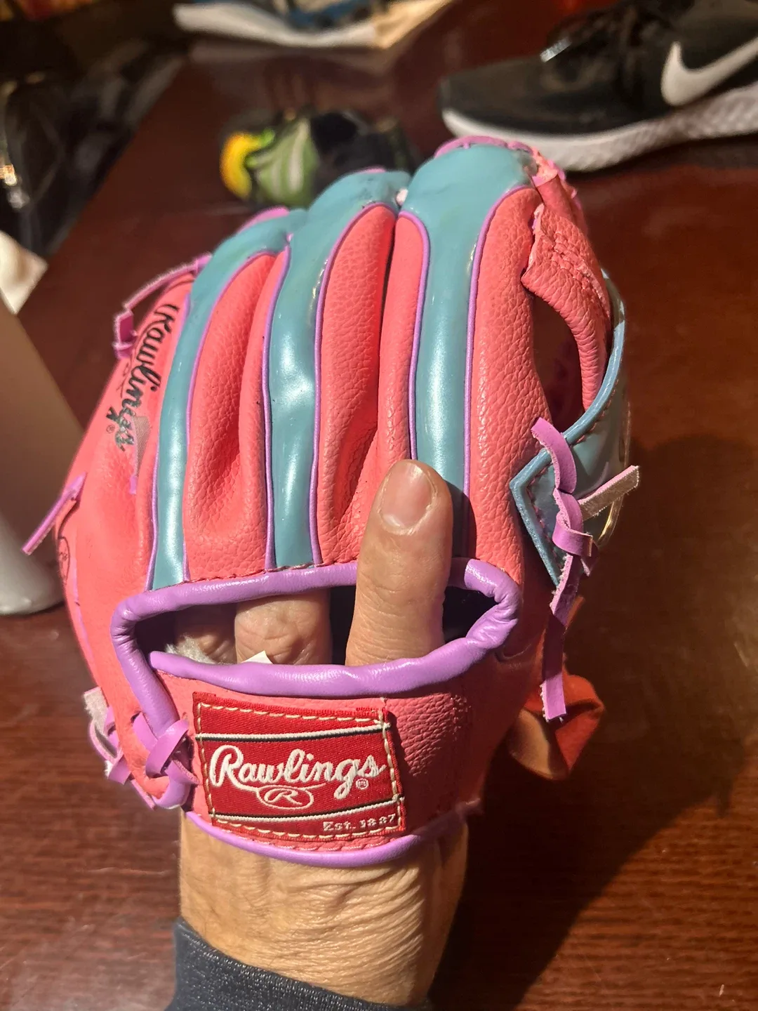 Used Girls 9" Rawlings Girl's Role PL158PB 9" Baseball Glove