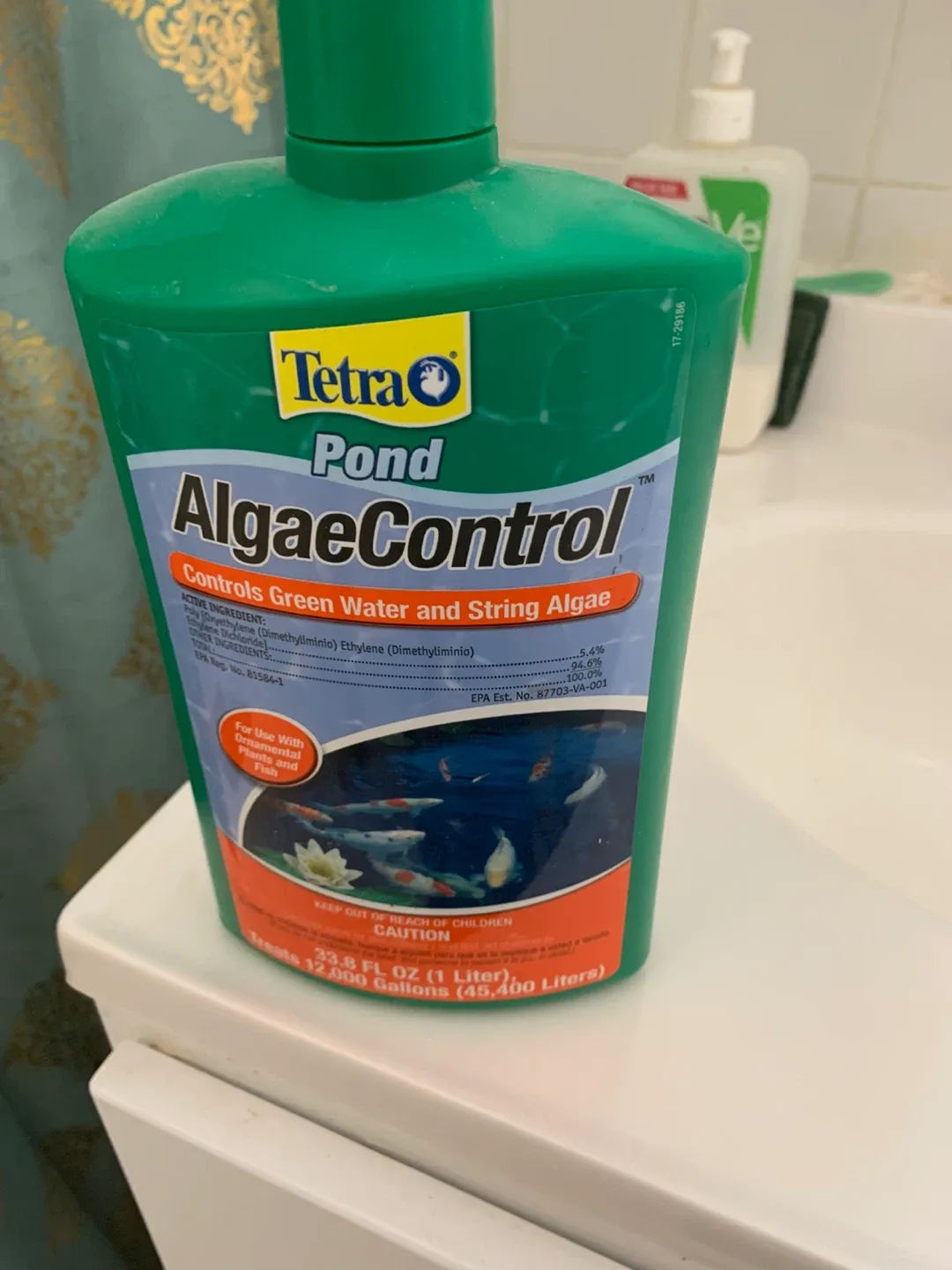 Tetra Pond AlgaeControl - 33.8 fl oz