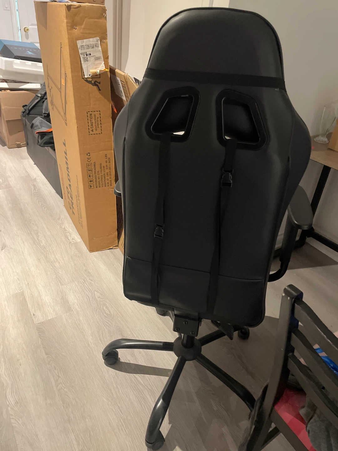 Black and White Gaming Chair - photo 2